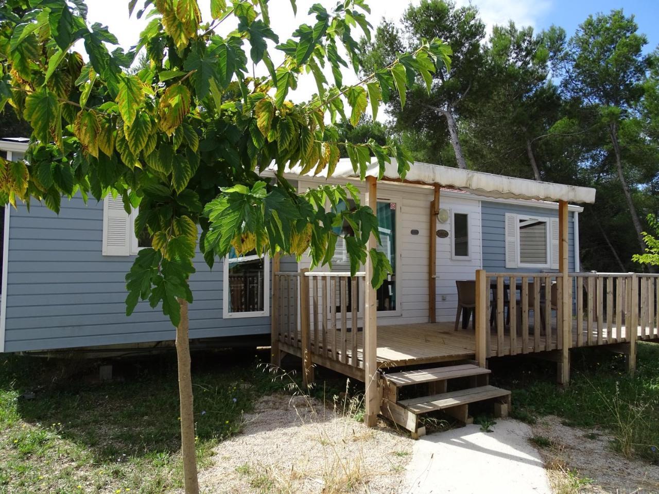 Camping Aux Portes De Cassis Roquefort-la-Bedoule Exterior photo